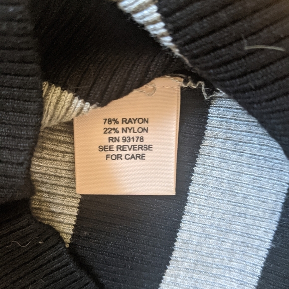 Philosophy / Ribbed Mock Neck Stripes / M - Picture 4 of 7